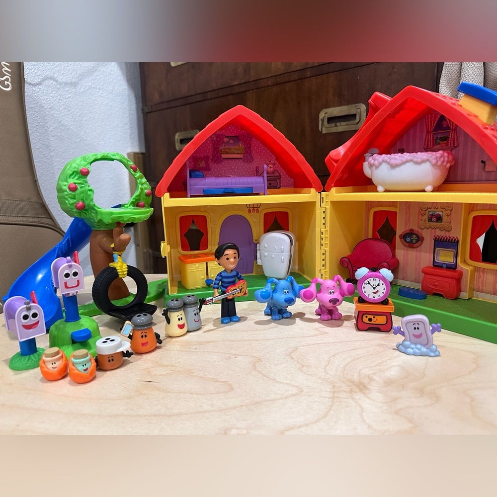 Blue’s Clues Playhouse Playset